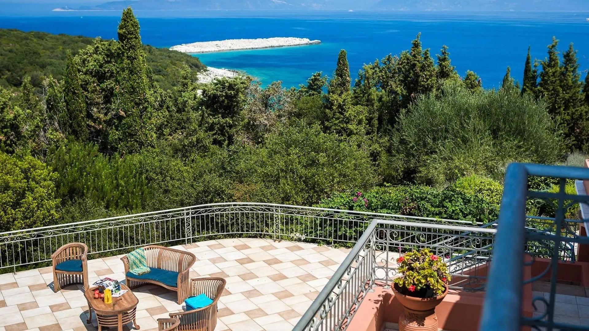 Villa Neptune Fiskardo By Villa Plus Greece